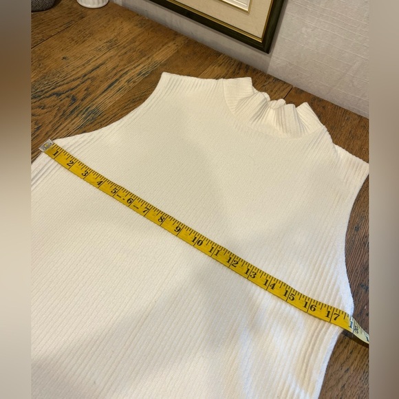 MIMZ – Sleeveless Ribbed Knit Mock Neck Top – Size P/S - Picture 7 of 8